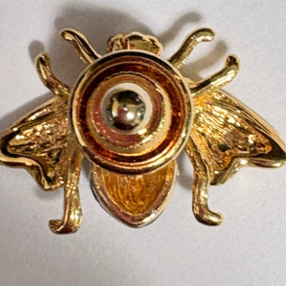 Vintage Gold tone and Green enameled fly Insect Brooch - Picture 7 of 8